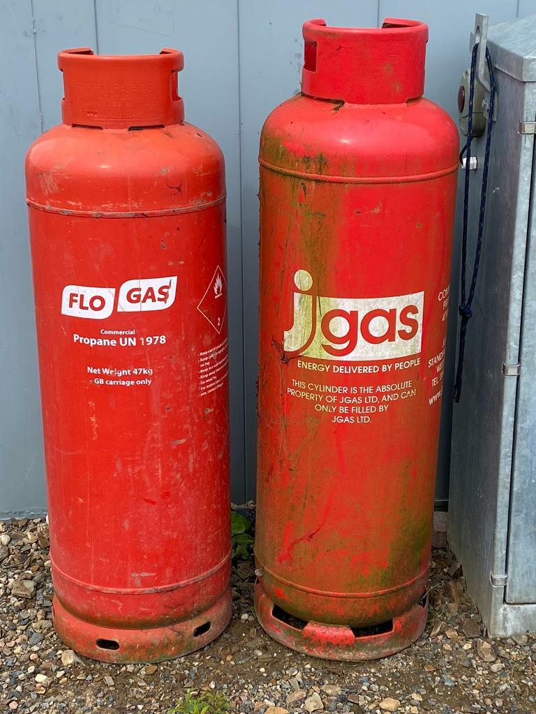 Empty gas bottles in Mintlaw, Aberdeenshire Gumtree