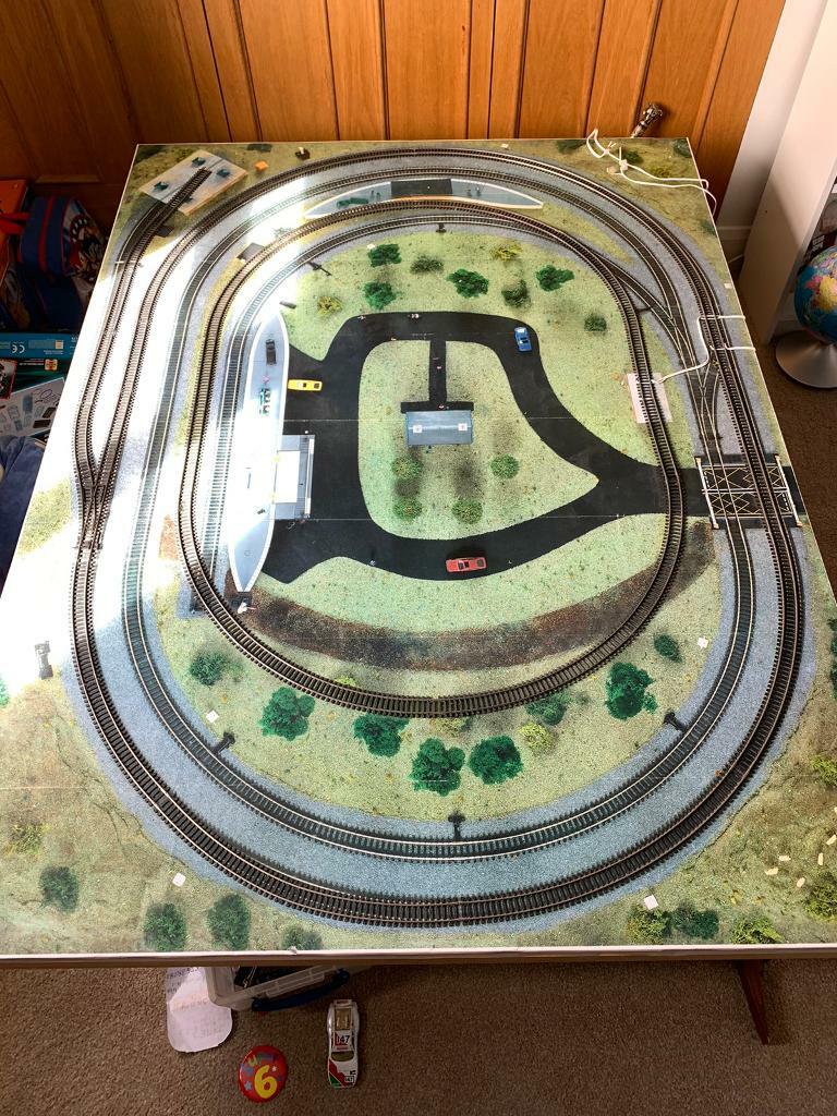 Hornby full track layout ready to go in London Gumtree