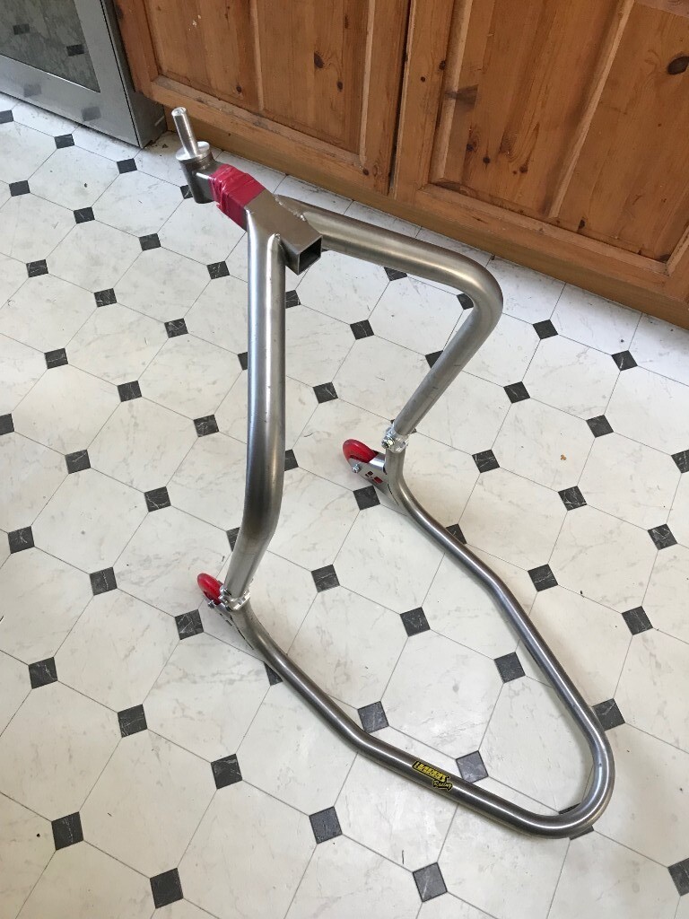 Harris Headstock Paddock Stand in Swindon, Wiltshire Gumtree