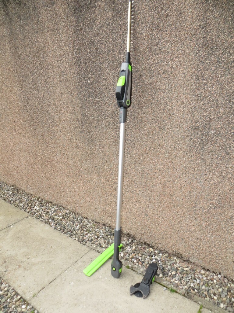 Gtech HT20 Cordless Hedge Trimmer with Branch Cutter Attachment in