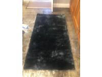 CHARCOAL SPARKLY RUG - NEW UNUSED 