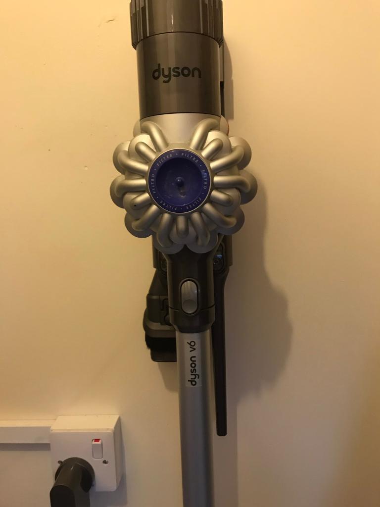 Dyson v6 cordless hoover in Washington, Tyne and Wear Gumtree