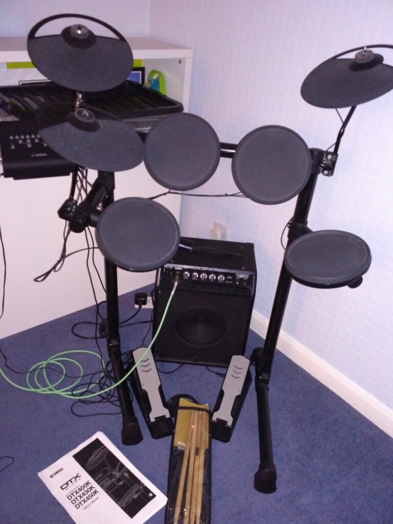 Electric Drum kit with Amp+stool+extra kick paddle in Bramcote