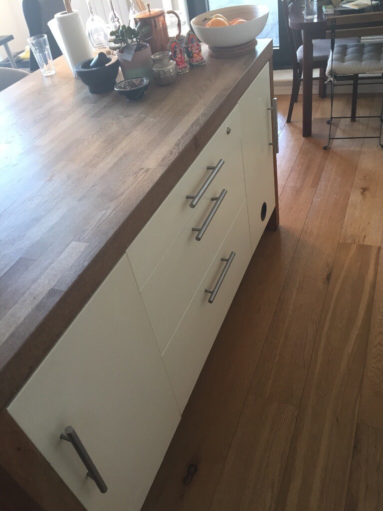 Bespoke Swiss Freestanding High Quality Kitchen Island 500 O N O