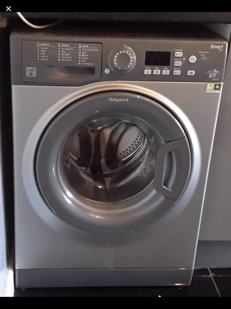 HOTPOINT SMART TECH WASHING MACHINE in WathuponDearne, South