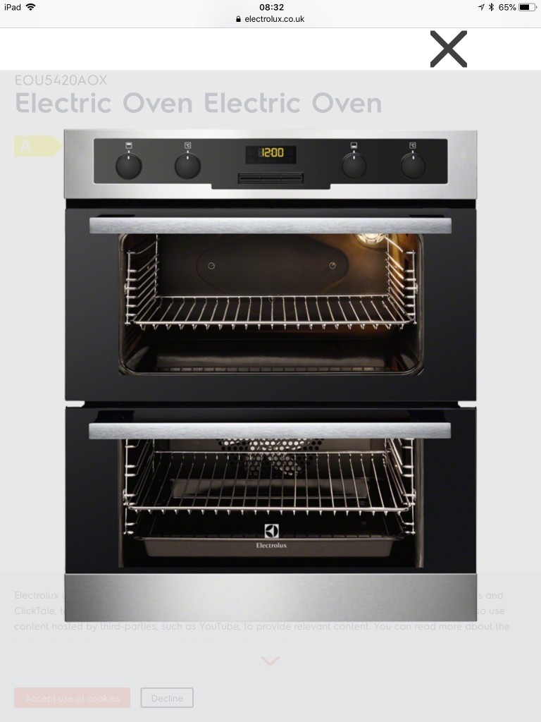 Electrolux Built in double oven for sale model EOU5420. Also
