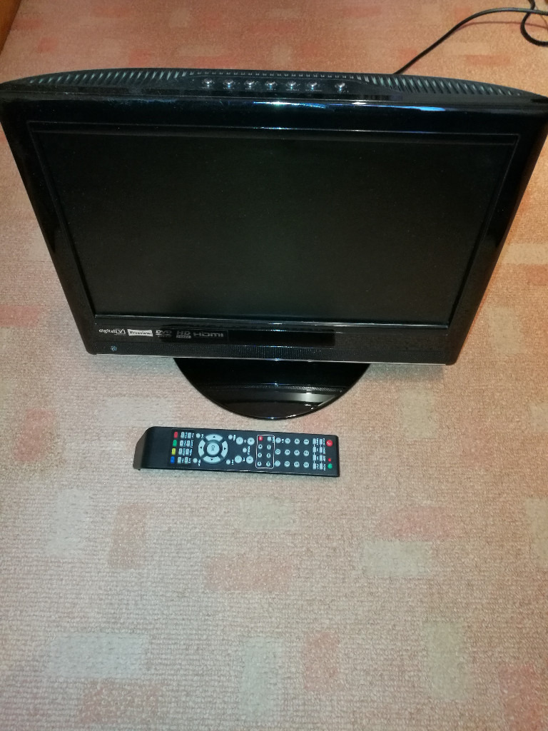 CURRYS 15 INCH HD DIGITAL LCD TV DVD PLAYER in Basford