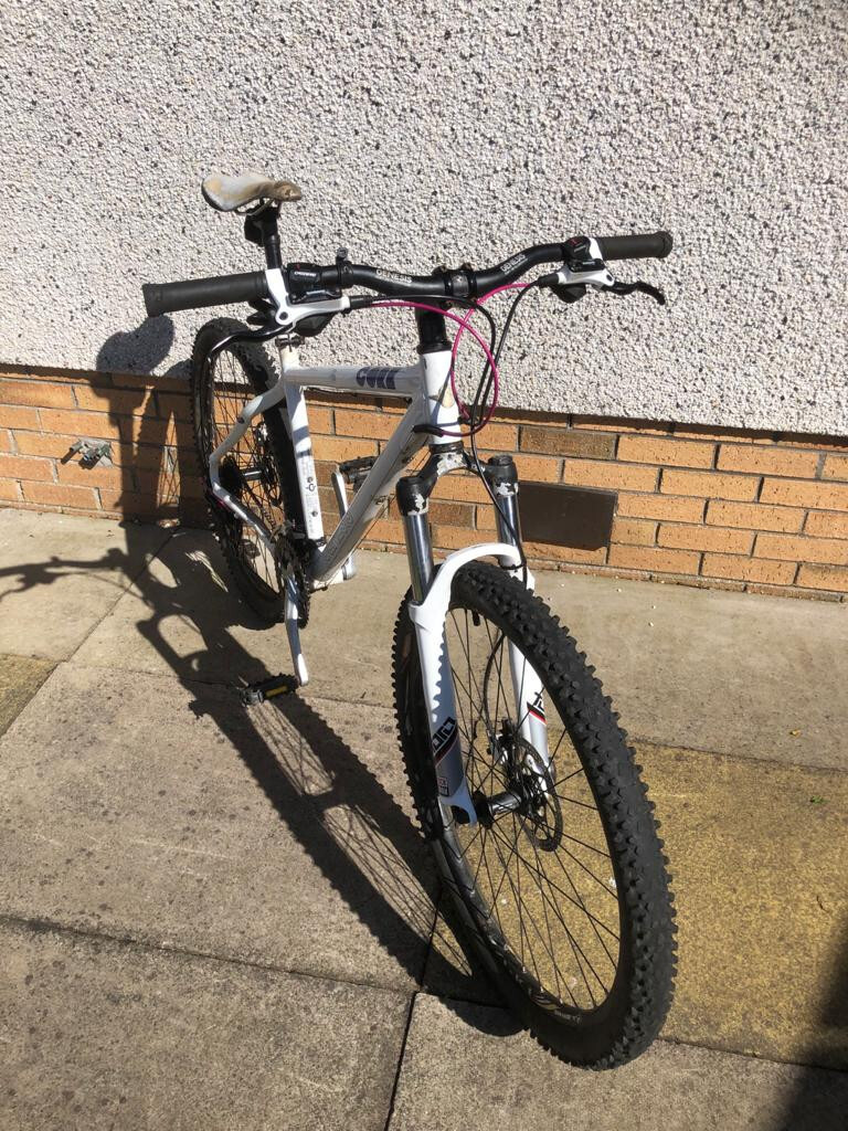 genesis core mountain bike