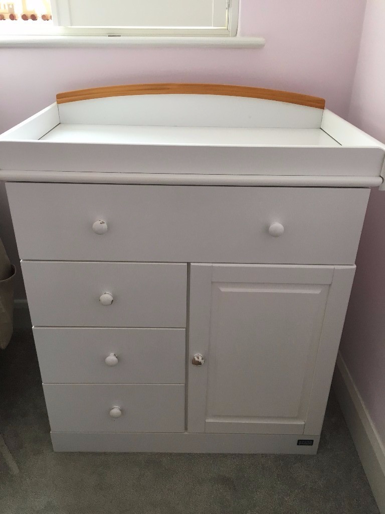 Tutti Bambini Barcelona Nursery Chest Of Drawers Changing Table