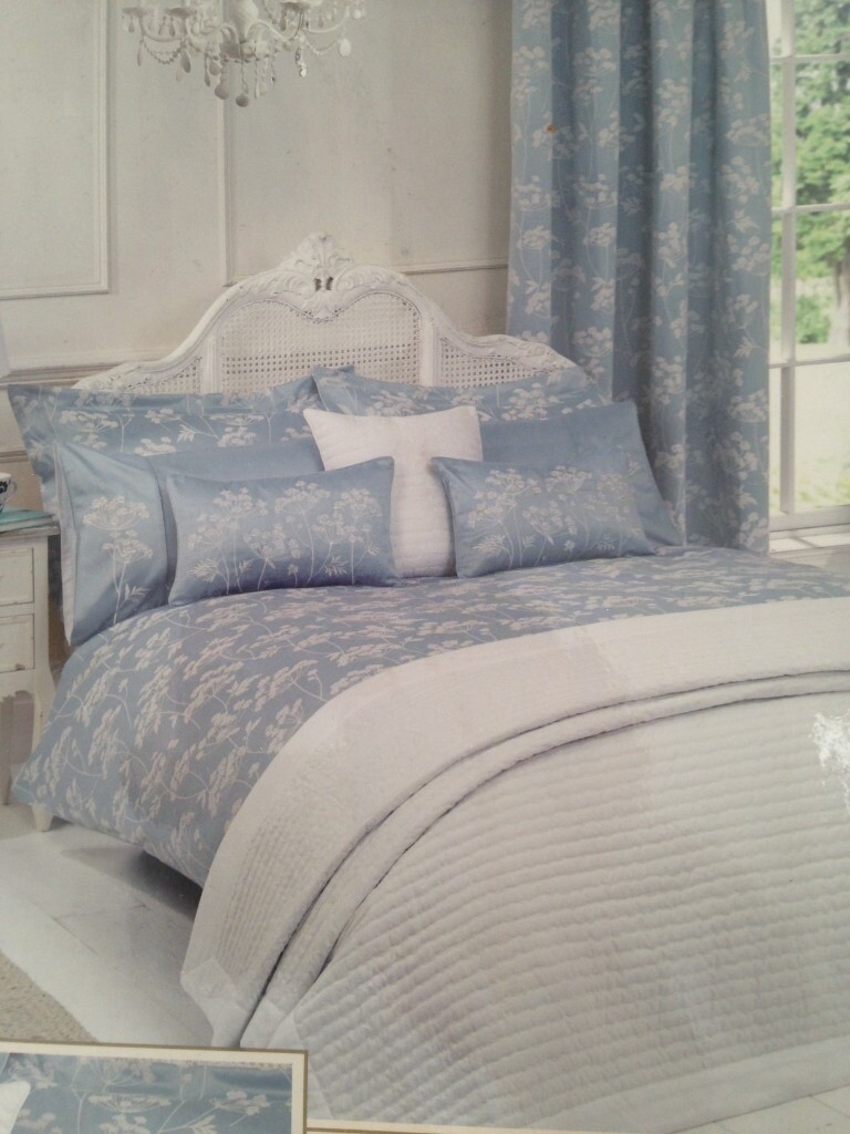 JULIAN CHARLES LUXURY BEDLINEN KINGSIZE DUVET SET NEW in Maidstone