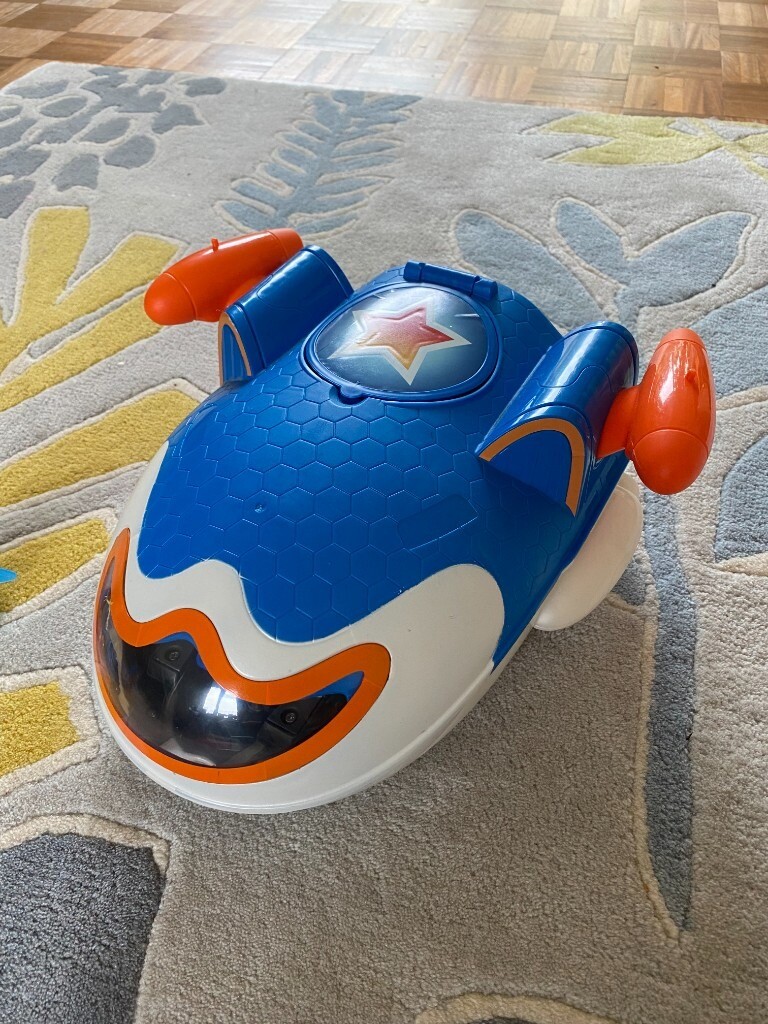 Go Jetters Jet Pad, Figures & ClickOns in Englefield Green, Surrey