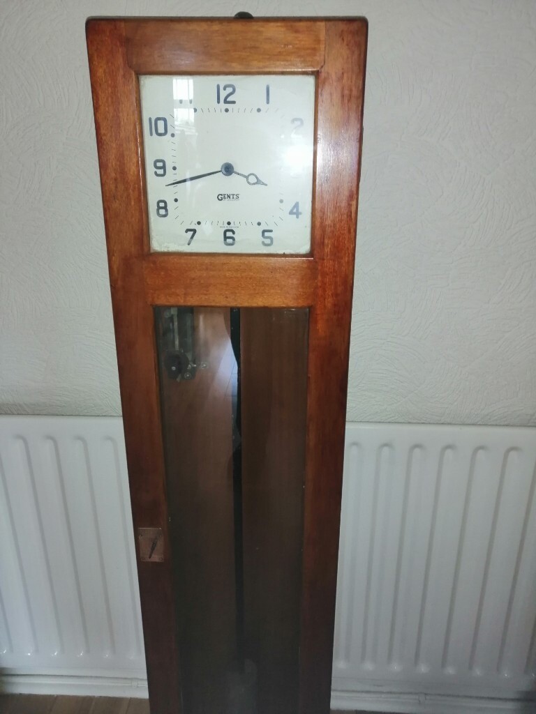 GENTS 0f LEICESTER Master Clock in Bolton, Manchester