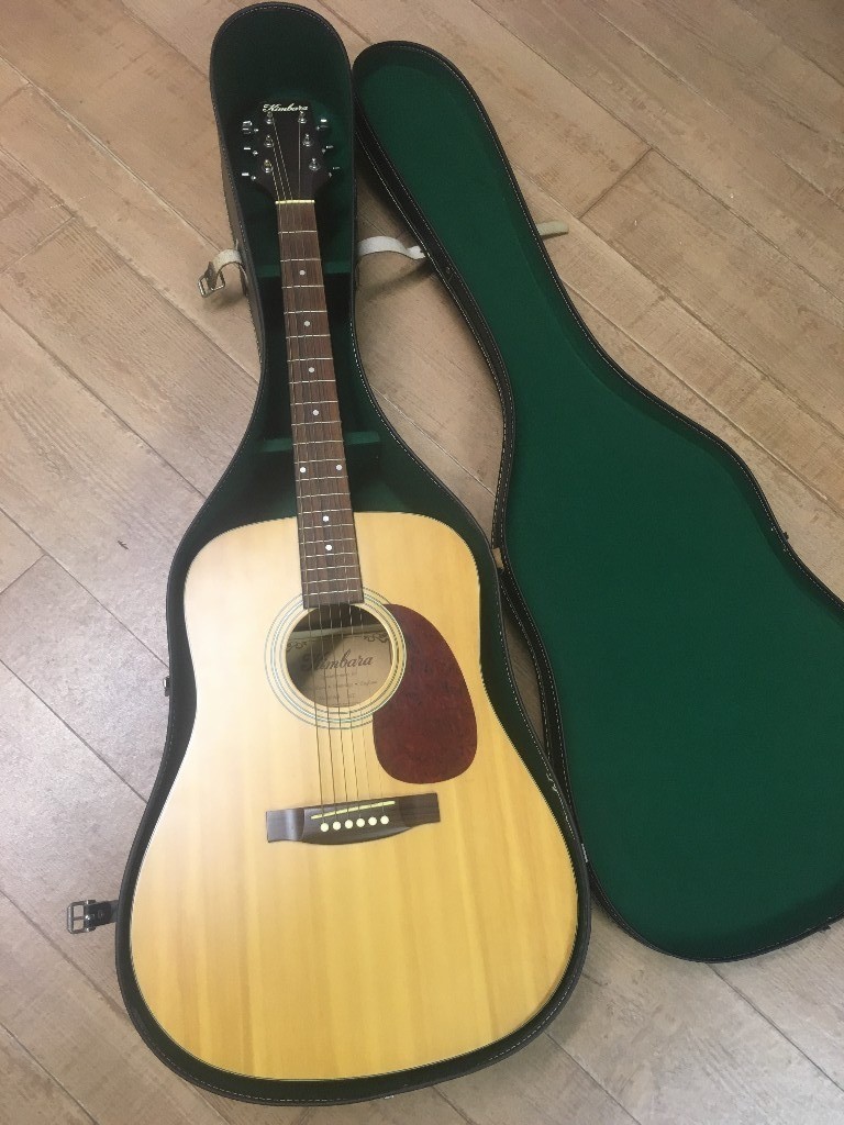 Kimbara Acoustic Guitar MINT Condition Hard Case in Colchester