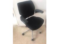 Office chair Humanscale Freedom in chrome delivery London not Czone 