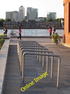Photo 6x4 Cycle stands on Cutty Sark Gardens Greenwich/TQ3977 A new faci c2012