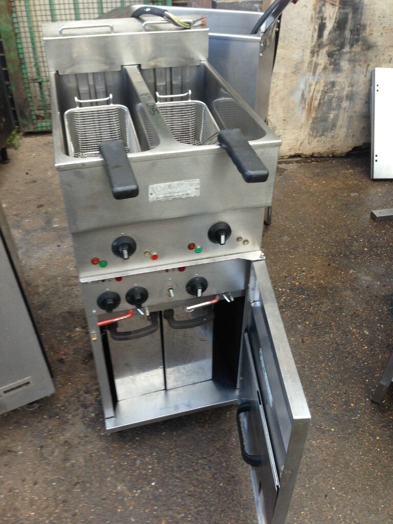 ***SPECIAL OFFER***VALENTINE FRYER TWIN TANK ELECTRIC CHIPS FRYER USED