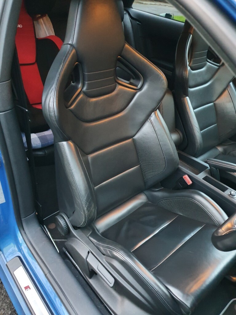 Audi recaro wingback wingbacks bucket seats s3 rs3 volkswagen in Dinas Powys, Vale of