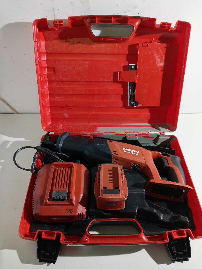 Hilti WSR 22A Cordless Reciprocating Saw, 5.2ah battery +charger