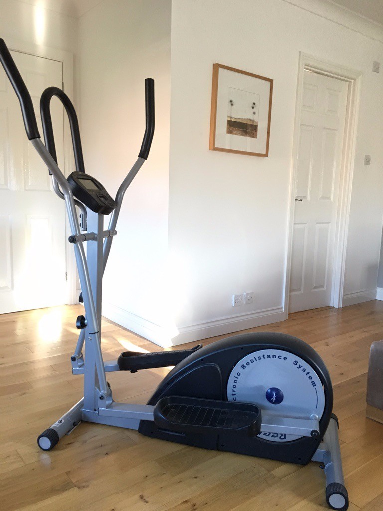For Sale Reebok Electronic Resistance Cross Trainer with digital
