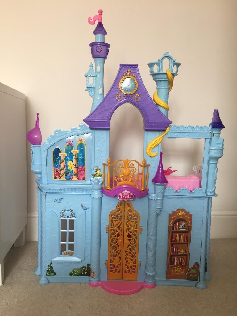 Disney Princess Castle, Arielle, Barbie House | in Richmond, London