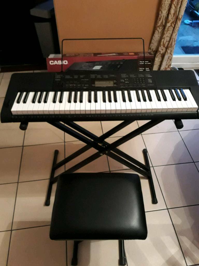Casio CTK3200 keyboard stand and stool in Londonderry, County