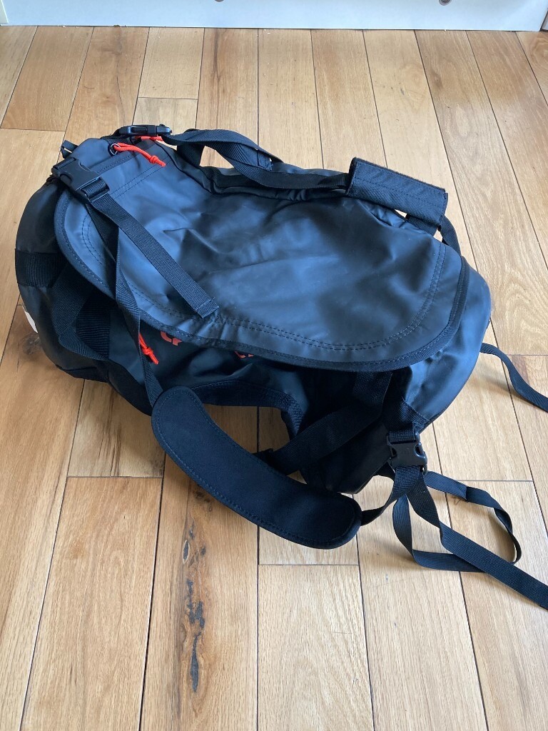 Black Quechua 40L Duffel bag in perfect condition in Tower Bridge