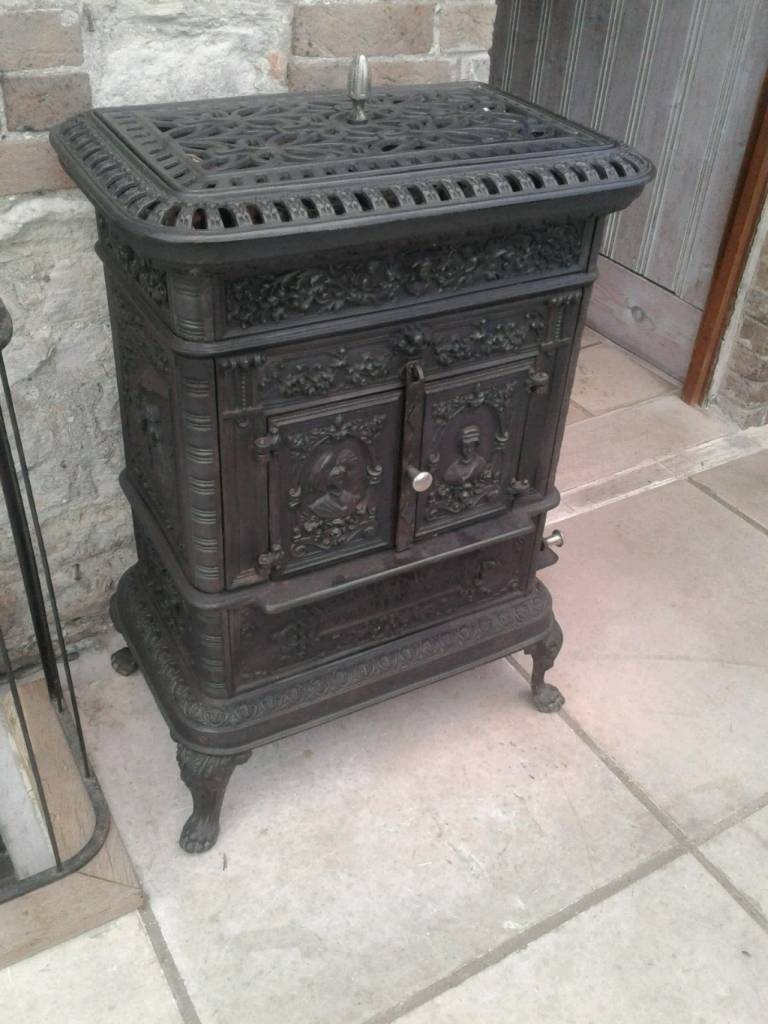 BLACK CAST IRON WOOD BURNING STOVE DE DIETRICH C NIEDERBRONN FULLY WORKING BACK FLUE
