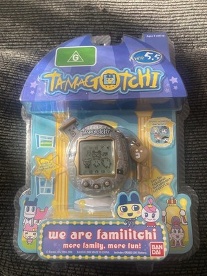 BANDAI TAMAGOTCHI CONNECTION V5.5 PAPARAZZI VERSION NEW BANDAI TAMAGOTCHI CONNECTION V5.5 PAPARAZZI VERSION NEW