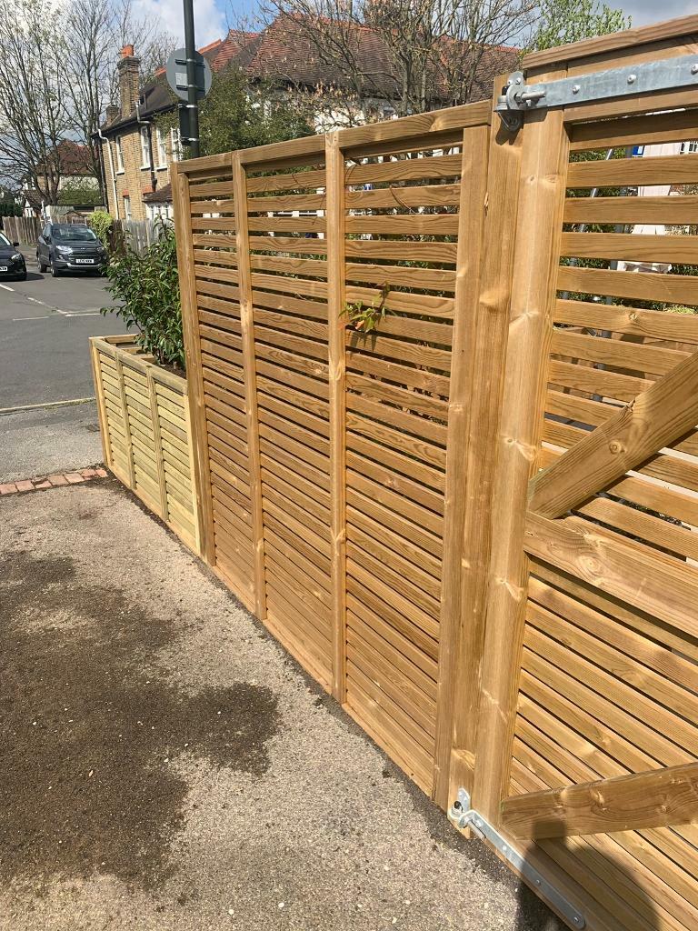 fencing panels x 4 (£37.50 each) in Mitcham, London Gumtree