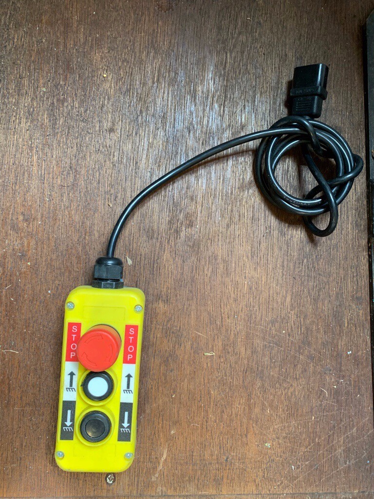 Penny Hydraulics Swing Lift ml 250 vehicle mounted equipment in