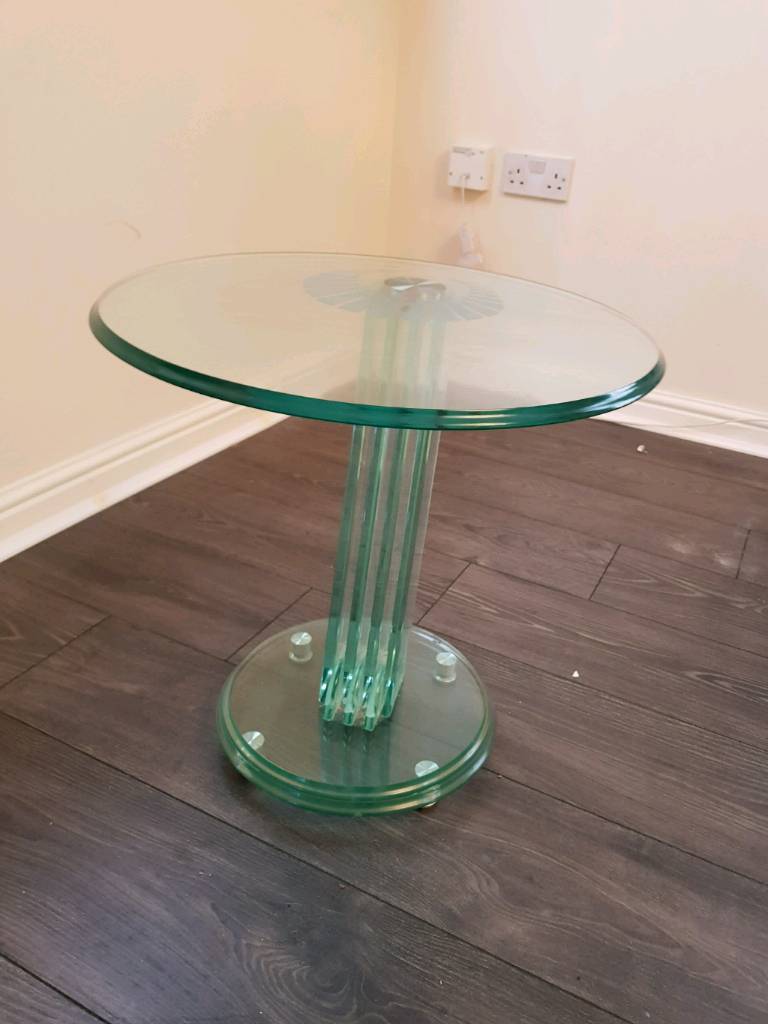Small glass table in Dunfermline, Fife Gumtree