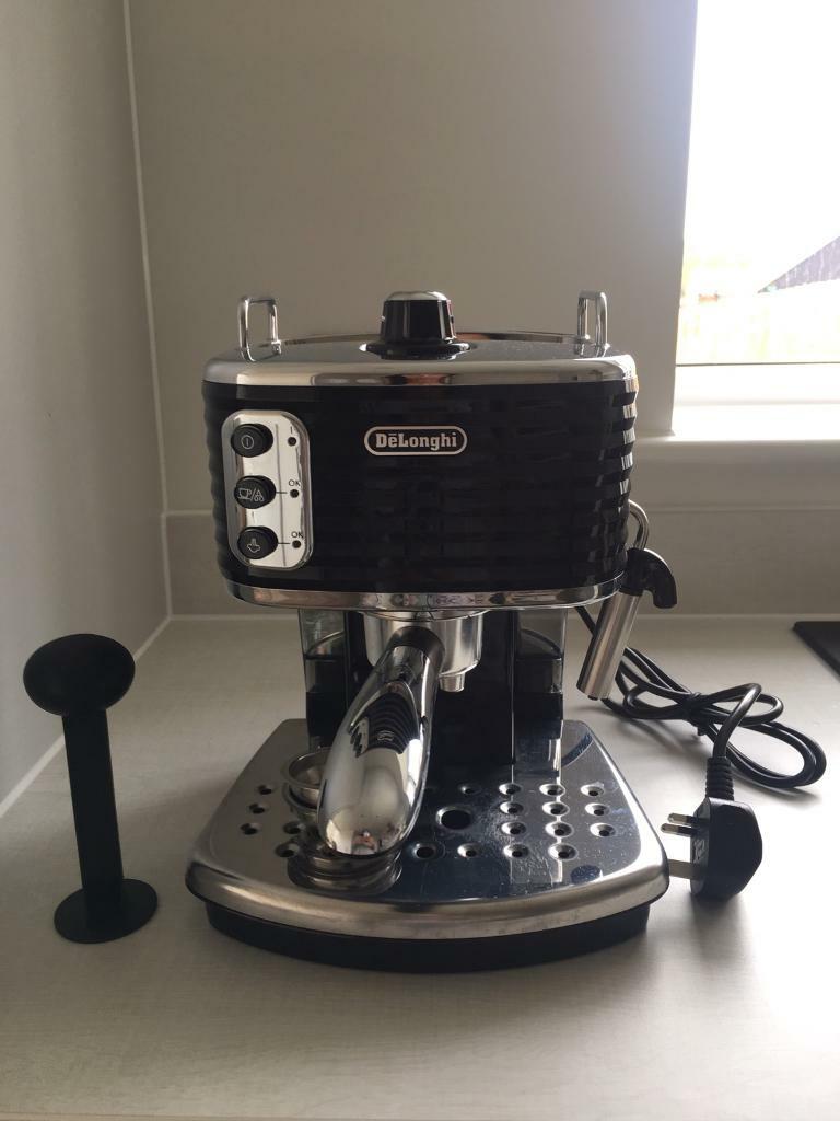 De Longhi Scultura Espresso Coffee Machine with Milk Frother in