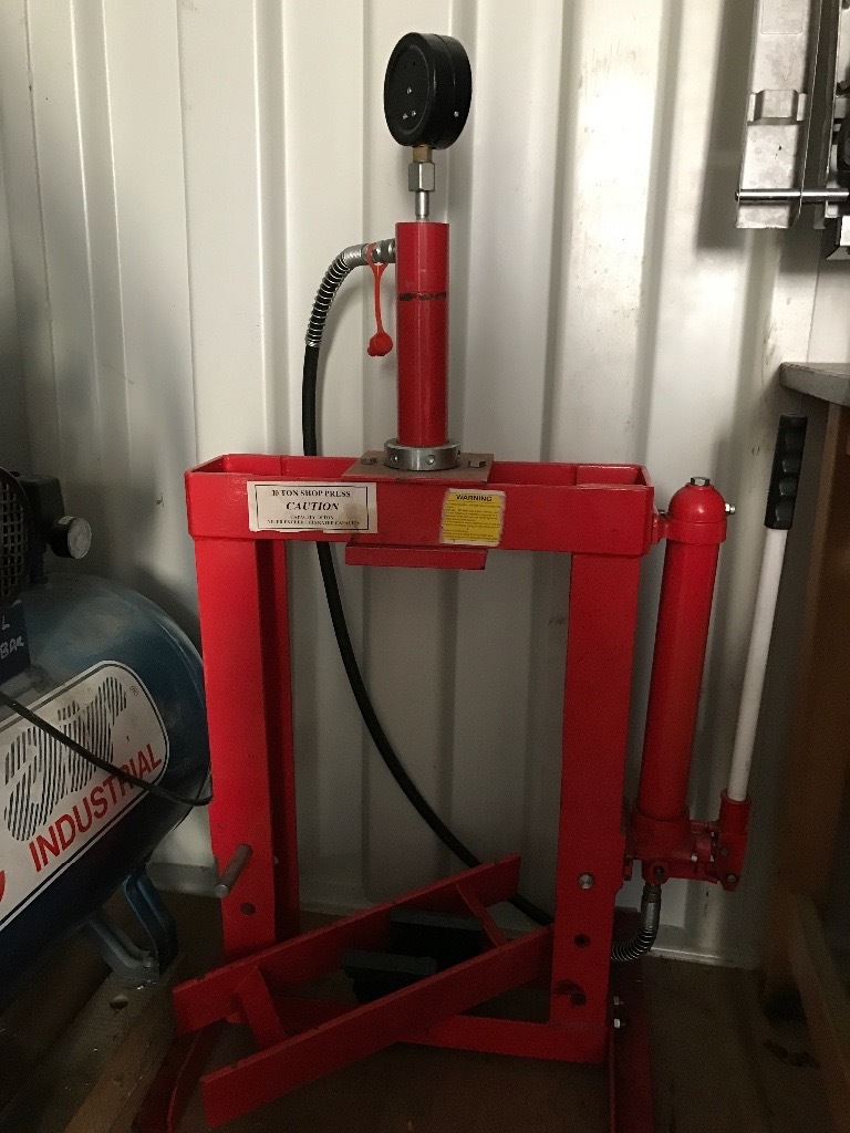 10 ton Hydraulic Press in LeighonSea, Essex Gumtree