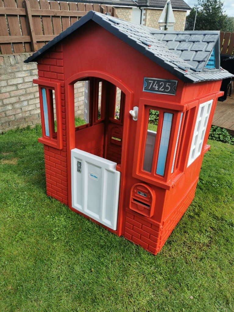 Little tikes 'cape cottage' playhouse in Craigavon, County Armagh