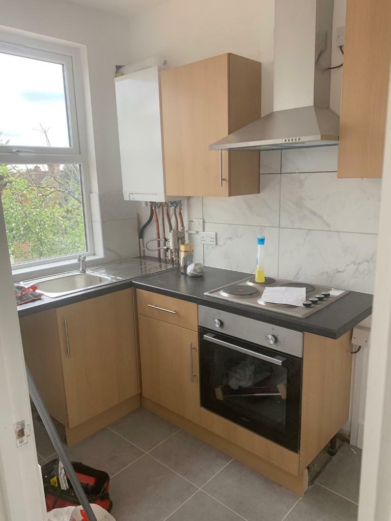 Brand new studio flat with separate kitchen all bills included in