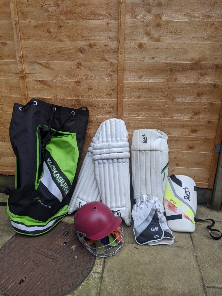 Mens Cricket Gear in Wandsworth, London Gumtree