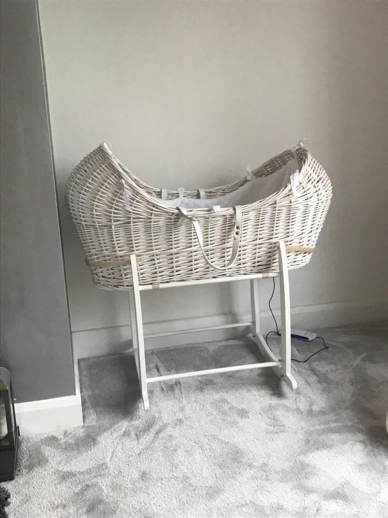 White Moses basket and stand in Swinton, Manchester Gumtree