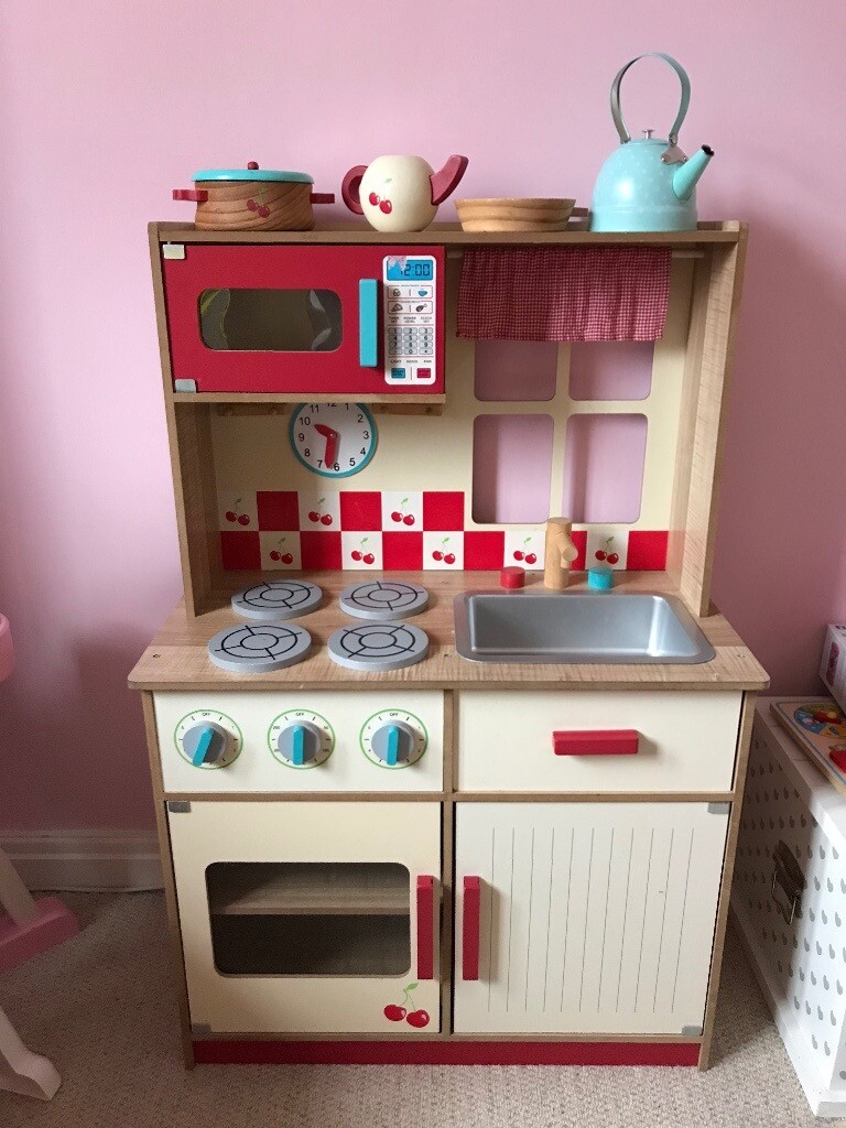 Wooden toy kitchen in Stowmarket, Suffolk Gumtree