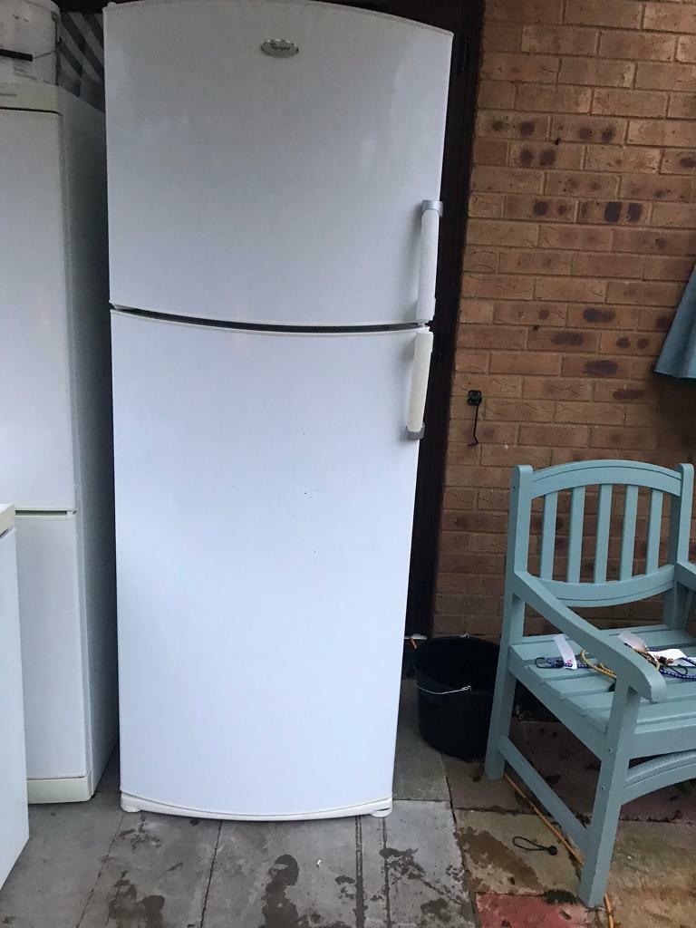 Large Whirlpool 70cm Wide Frost Free Fridge/Freezer... ** DELIVERY