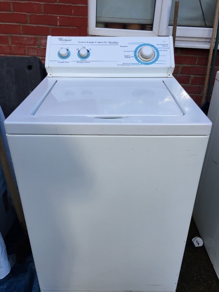 Whirlpool Extra Large Capacity Washing Machine in Tilehurst