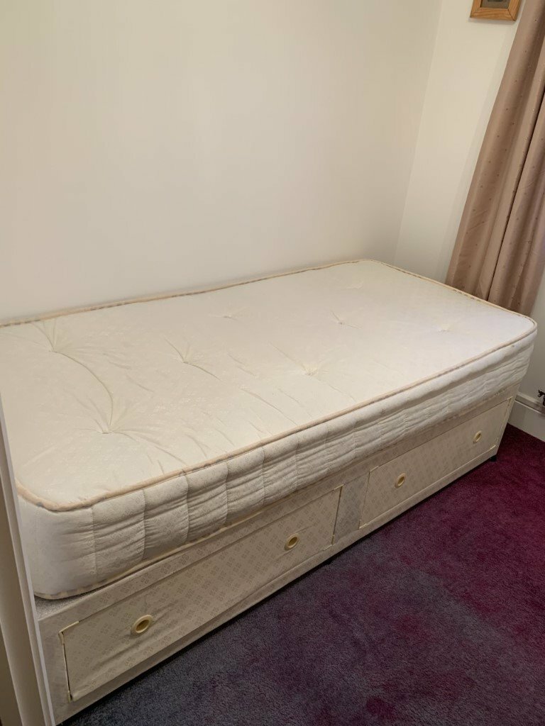 SINGLE DIVAN BED WITH QUILTED MATTRESS + 2 DRAWERS STORAGE in Wickford, Essex Gumtree