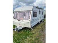 Lunar Carlton 516 year 1998. Five berth Very good condition with extras 