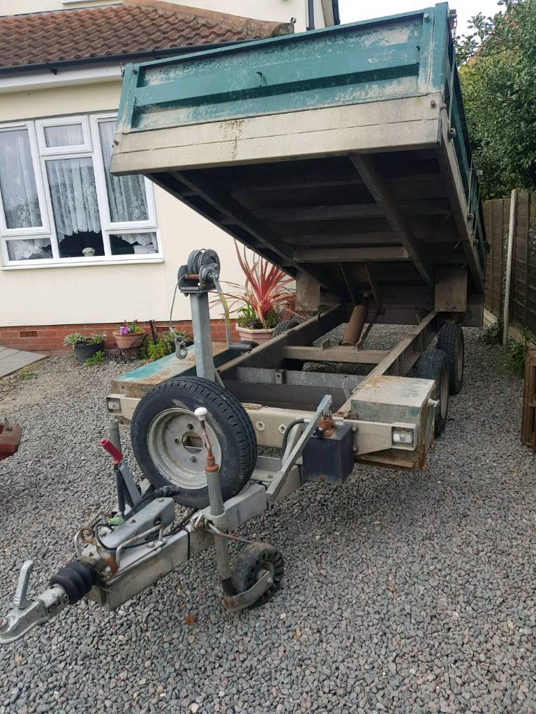 WESBROOM 10 X 5 TIPPING TWIN AXLE CAR TRAILER in Colchester, Essex