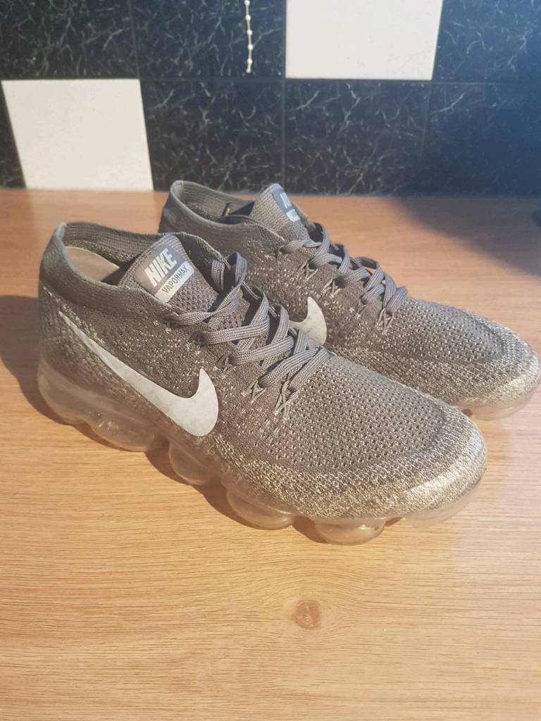 nike air vapormax size 6 nike air vapormax size 6