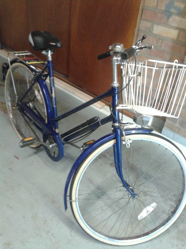 ladies cycle cycle