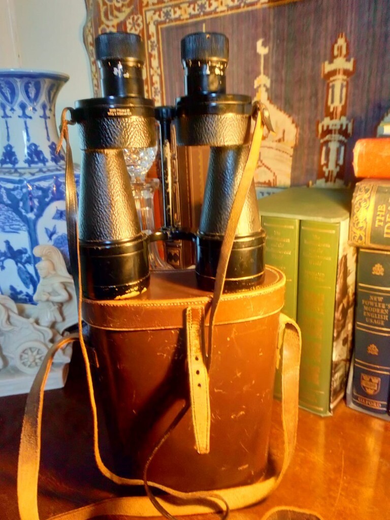 WW2 NAVAL BINOCULARS MADE BY ROSS OF LONDON WITH ORIGINAL LEATHER
