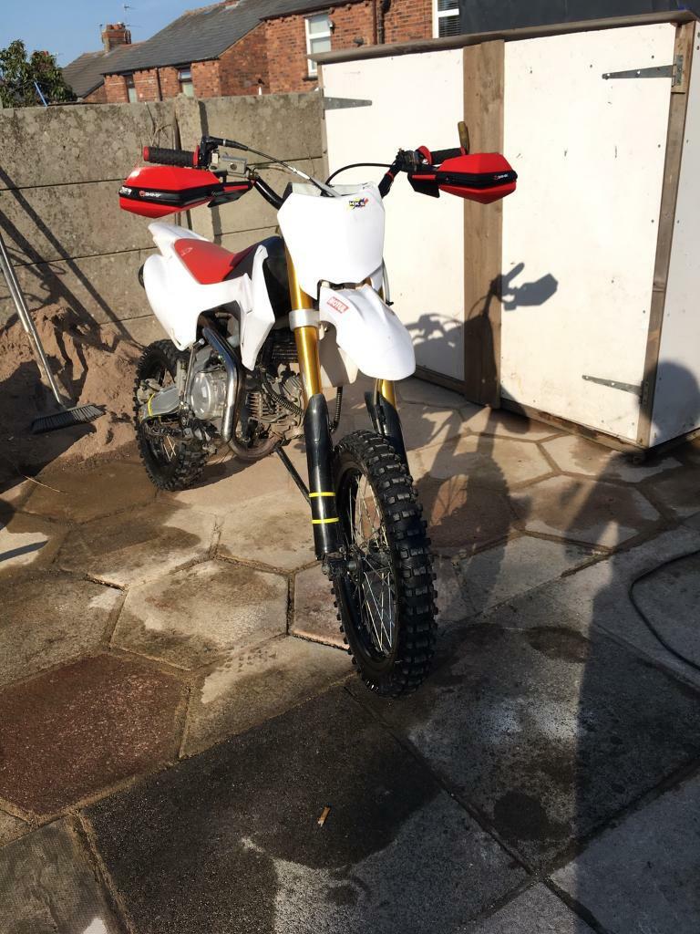 stomp 150cc