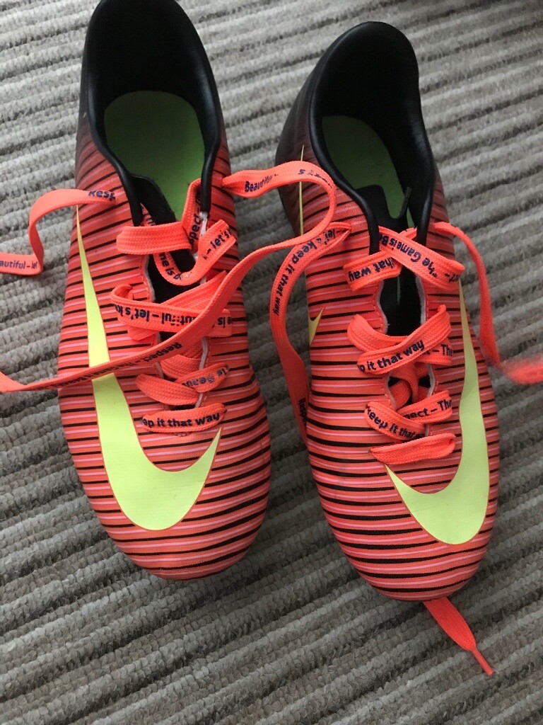 size 5 football boots nike