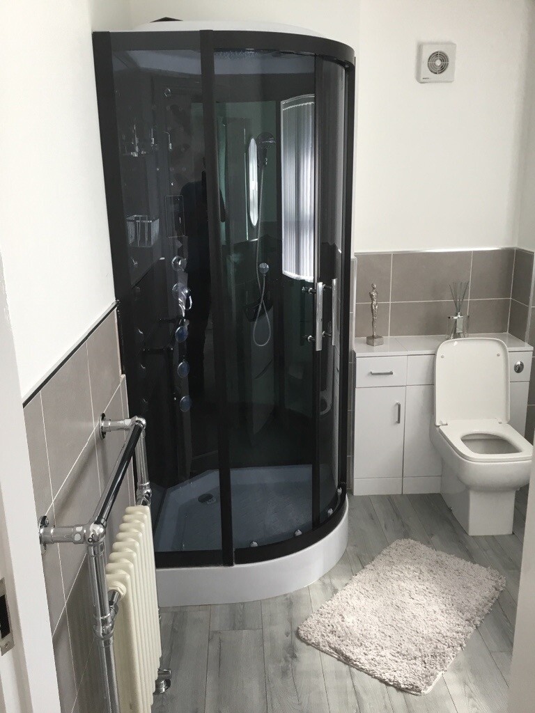 For Sale Shower Cabin In Ackworth West Yorkshire Gumtree