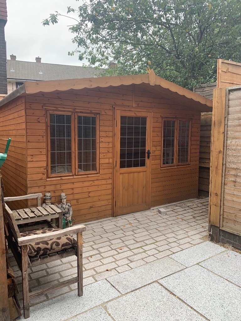 Superb Summer House in Stratford, London Gumtree